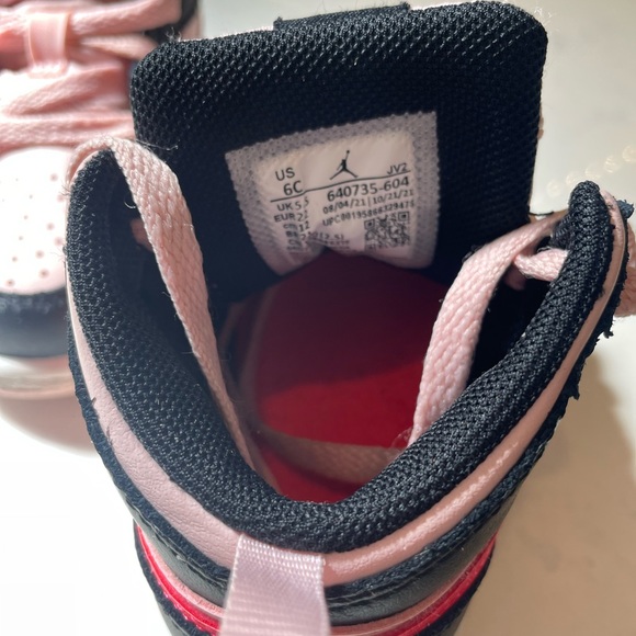 Air Jordan 1 size 6c - Picture 4 of 4